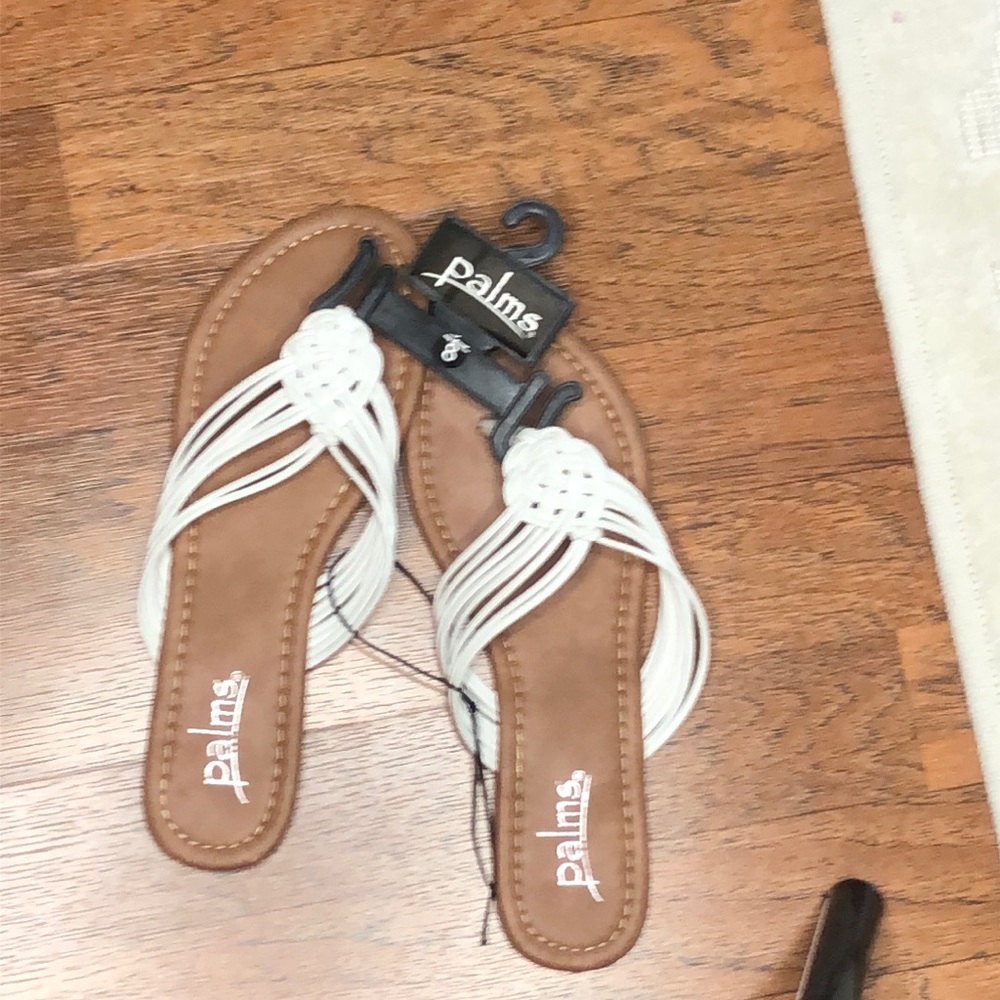 Palms size 8 white flip flops